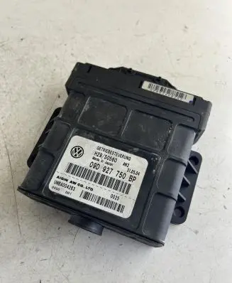 Volkswagen Touareg I Gearbox control unit/module 09D927750BP H29S0560 UNBA004263