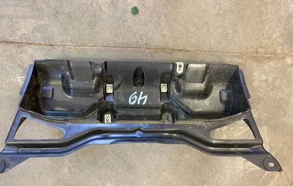 BMW i3 Radiator trim 7255143 7294627 51747255143