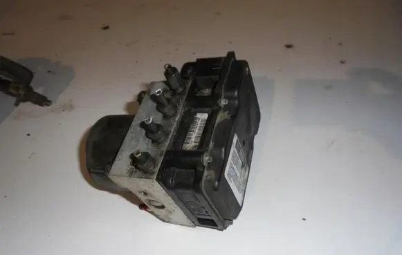 Toyota Auris 150 ABS Pump