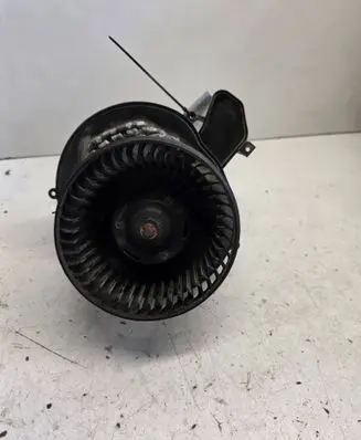 Volvo V70 Heater fan/blower 21040