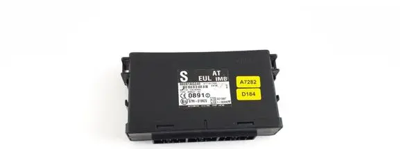 Subaru Outback Comfort/convenience module 88281AG240 X1T18174M