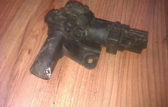 Chrysler Voyager Vent window/glass motor 04717607AB