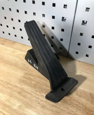 BMW X5 E70 Accelerator throttle pedal 6789998 35426789998 25916010