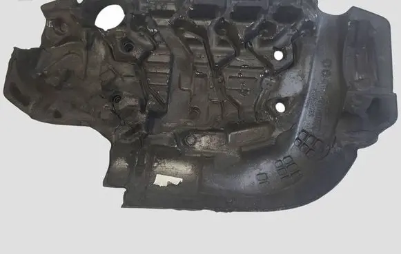 Volvo V40 Engine cover (trim) 30757910