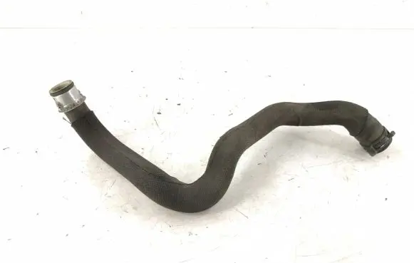 Mercedes-Benz S W221 Engine coolant pipe/hose 2215015584 A2215015584