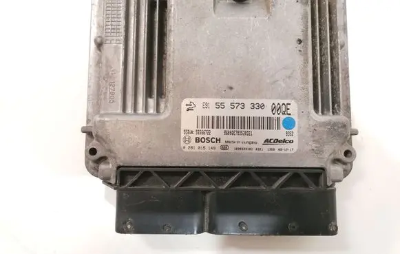 Opel Insignia A Engine control unit/module 0281015149 5557333000QE