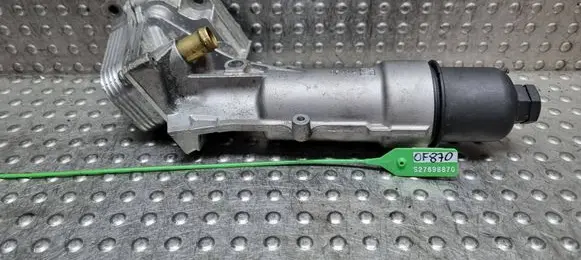 Mercedes-Benz C W203 Oil filter mounting bracket S27698870 A2711800610 A2711880001