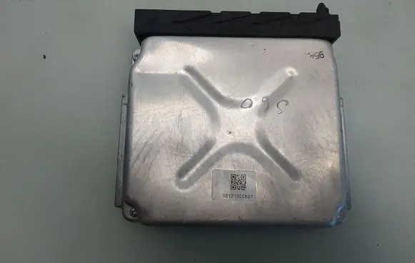 Volvo S60 Engine control unit/module ECU 30684877A