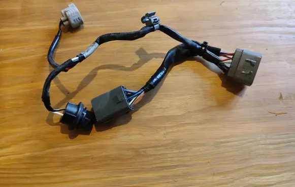 Mazda 2 Headlight/headlamp wiring loom/harness 