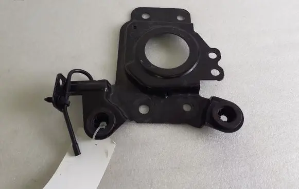 Jaguar E-Pace Air filter cleaner box bracket assembly GJ32R6K034 GJ32R6K034AC
