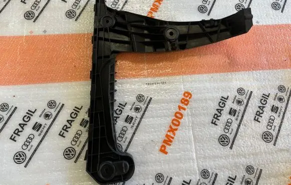 Audi A5 Rear bumper mounting bracket 8W6807453B