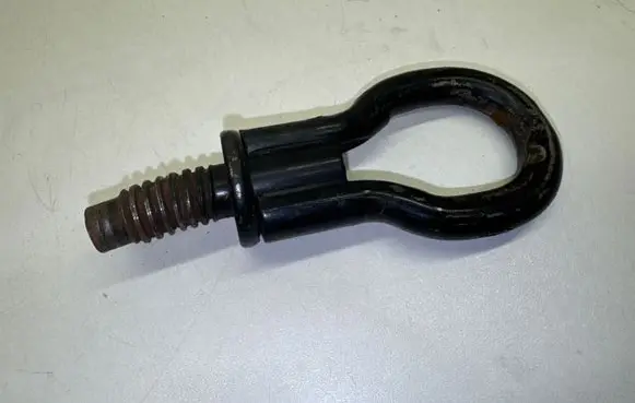 Ford Mondeo Mk III Towing hook eye