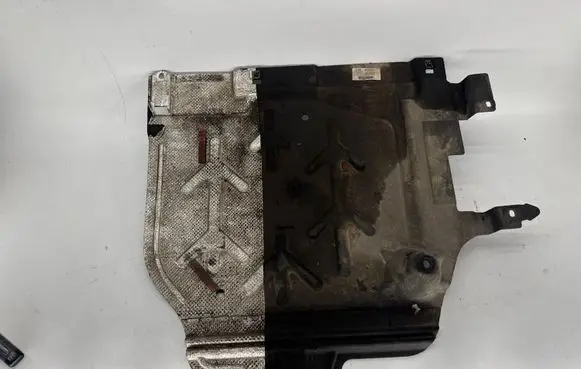 Jaguar XE Engine splash shield/under tray LX73104C20A