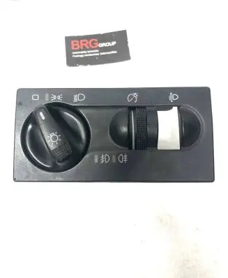 Volkswagen Golf III Light switch 1H6941532 23349644