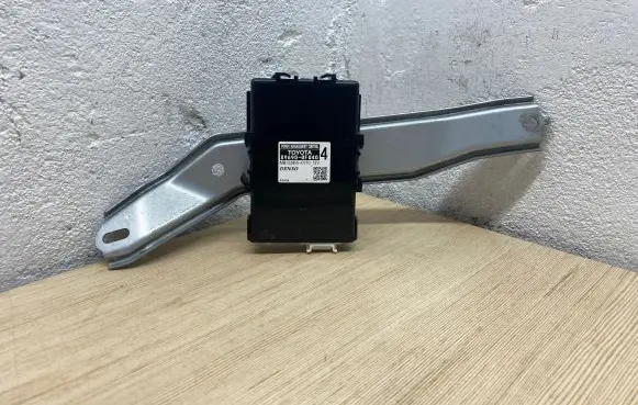 Toyota Verso Other control units/modules 896900F040 MB1028500170