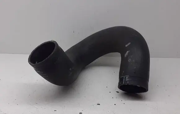 Land Rover Range Rover Sport L494 Intercooler hose/pipe CLA6K683CA