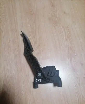 Opel Zafira A Accelerator throttle pedal 6PV00811400 9202341BT