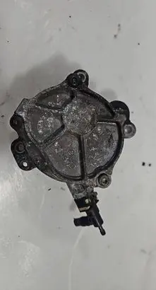 Ford Focus Vacuum pump D1651B 0410S