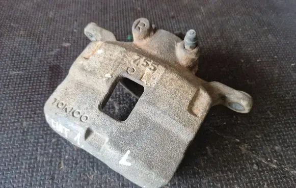 Fiat Fullback Front brake caliper