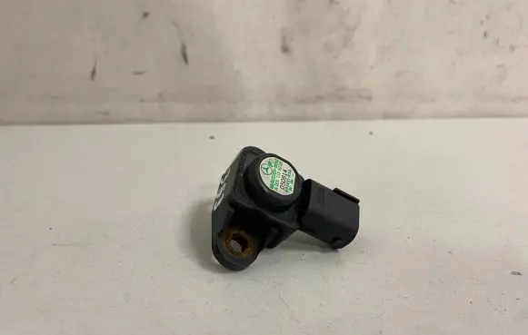 Mercedes-Benz Vito Viano W639 Air pressure sensor A0051535028 050814
