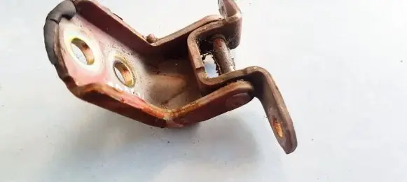 Nissan Almera Front door upper hinge