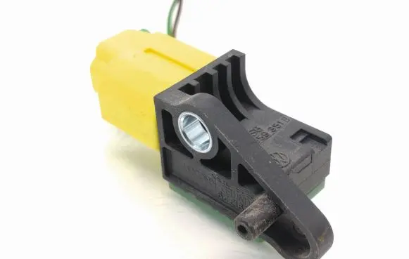 Volkswagen PASSAT B7 Airbag deployment crash/impact sensor 5N0959351B 8k0973323s