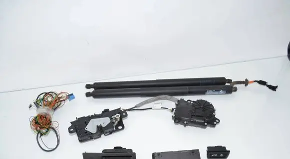 BMW X1 F48 F49 Tailgate hydraulic set 7492035 61357492035 61358739659