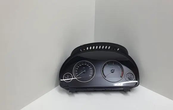 BMW 5 F10 F11 Speedometer (instrument cluster) 9249345 924934501 2119956