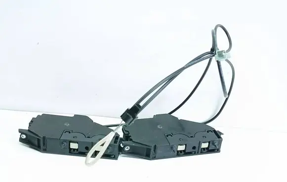 BMW X5 E70 Glove box lock 9177780 773201 0118038CD