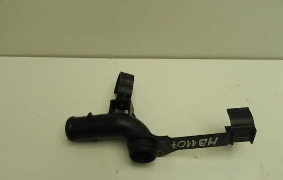 Mercedes-Benz CLK A209 C209 Engine coolant pipe/hose A2712001352 MB1107