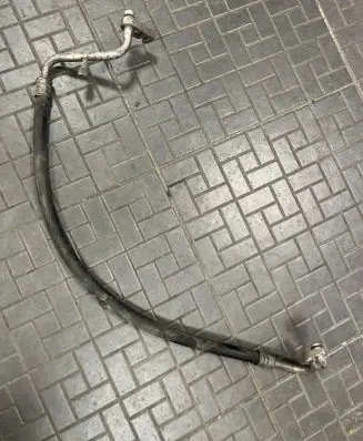 Nissan Almera Tino Air conditioning (A/C) pipe/hose