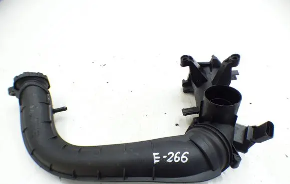 Volkswagen Golf VI Intercooler hose/pipe 03C145673M 03C129617G 0281002401