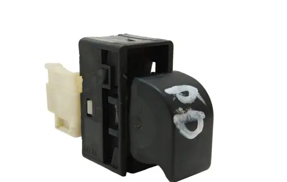 Nissan Pathfinder R50 Electric window control switch
