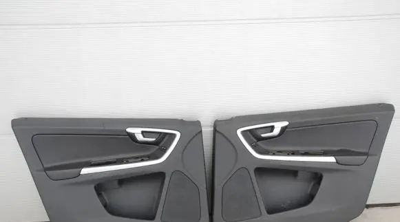 Volvo XC60 Front door card panel trim 185KM