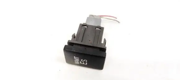 Toyota Auris 150 Other switches/knobs/shifts 8472002030 84720-02030
