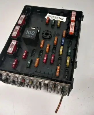 Volkswagen PASSAT CC Fuse box set 3C0937125 63592777