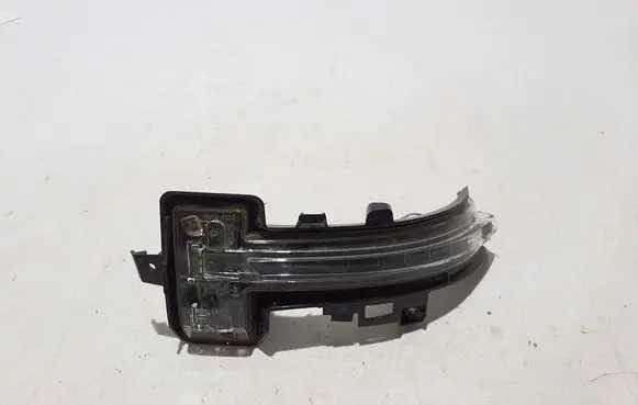 Renault Espace VI Mirror indicator light 261807016R