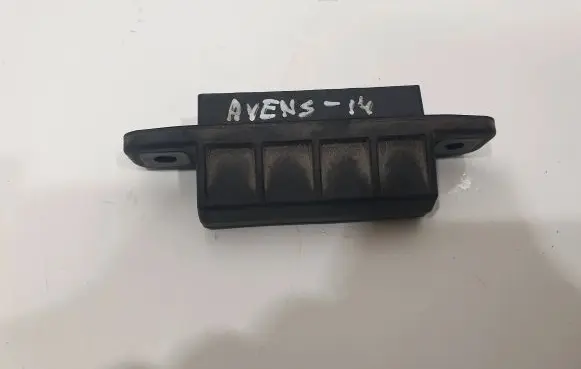 Toyota Avensis T270 Loading door exterior handle 
