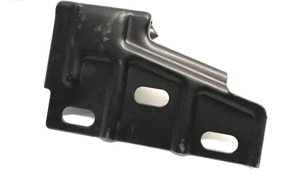 Iveco Daily 6th gen Front bumper mounting bracket 5801630551