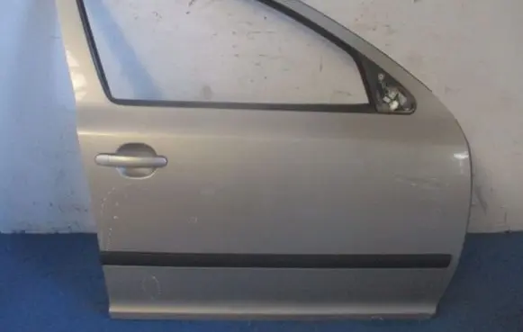 Skoda Octavia Mk2 (1Z) Front door