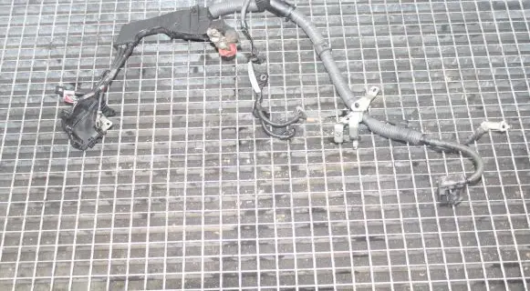 Toyota Avensis T270 Positive cable (battery) 821220F030