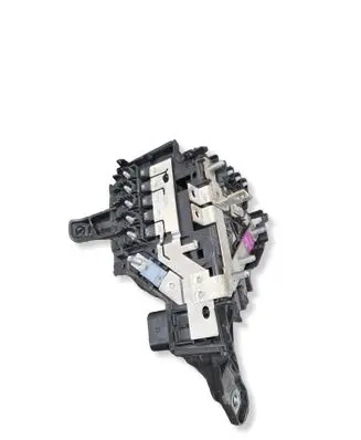 Mercedes-Benz GLC X253 C253 Fuse module A2135403839 211119 080370