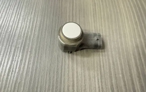 Audi A4 S4 B8 8K Parking PDC sensor 1S0919275