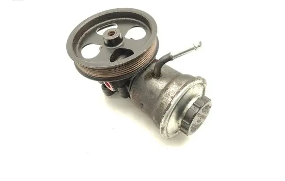 Toyota Avensis T250 Power steering pump