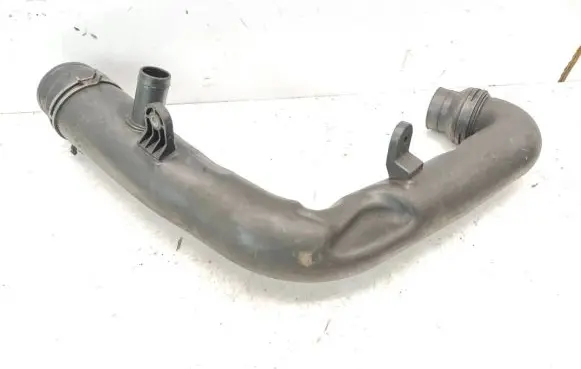 Intercooler hose/pipe