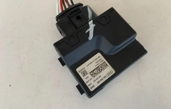 Audi Q5 SQ5 Fuel injection pump control unit/module 80A906093