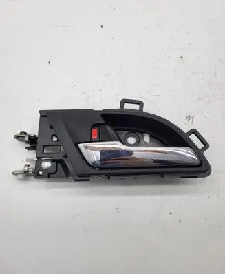 Honda CR-V Front door interior handle 4371XX