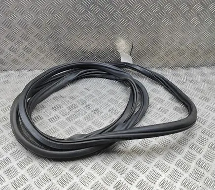 Volkswagen Multivan T7 Rubber seal rear door 7T0843791D