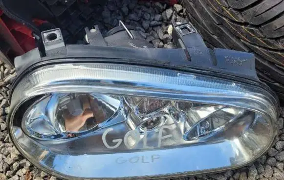 Volkswagen Golf IV Headlight/headlamp 12282210