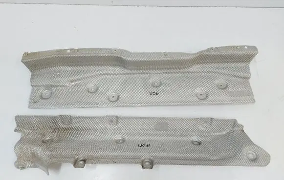 Rear underbody cover/under tray